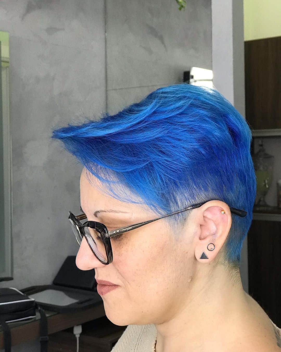 2-blue-hair-color-ideas-170621