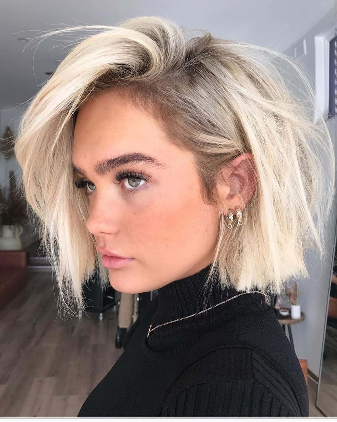 25-short-hairstyles-modern-salon
