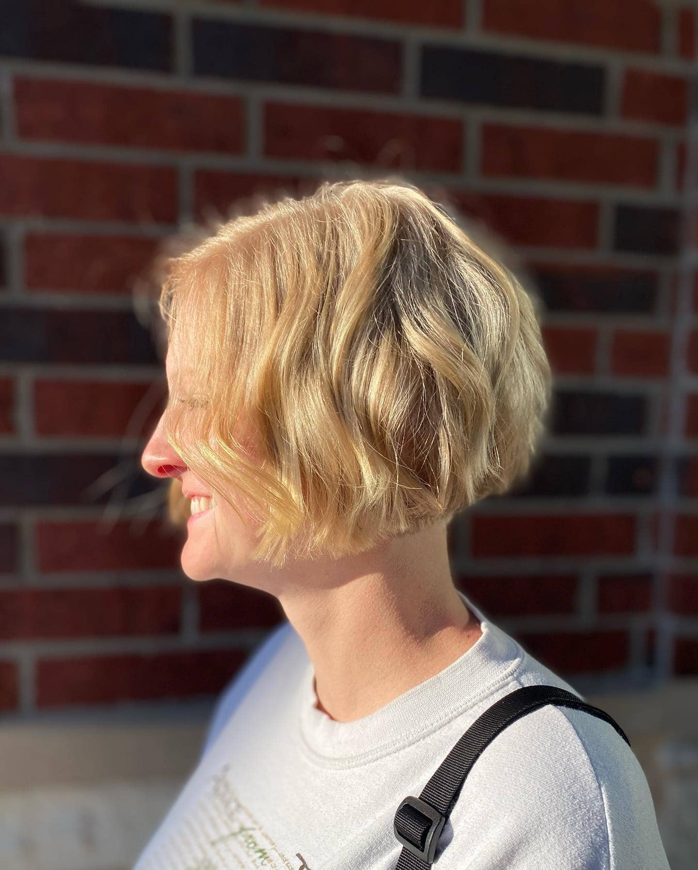 273894426_1569182680126997_7843241222427052767_n Bright yellow-blonde bixie