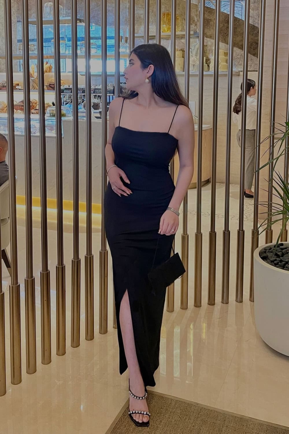 all-black-outfits-10 Sultry Maxi Dress