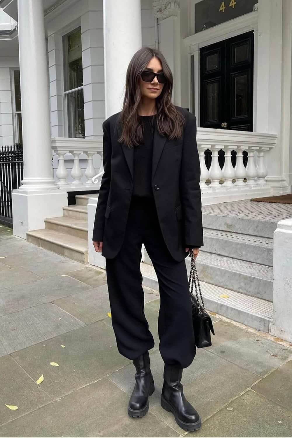 all-black-outfits-7 Power Suit Vibes