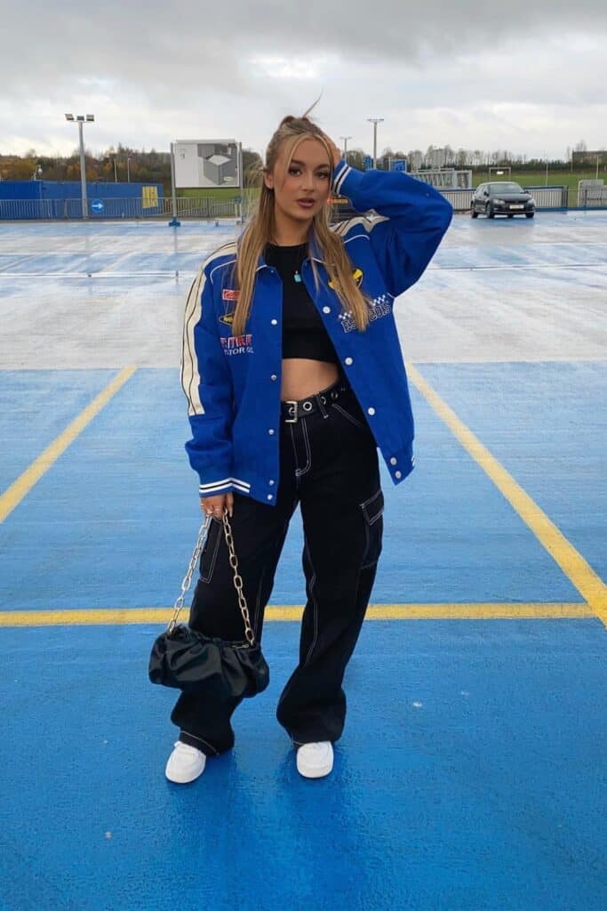 black-cargo-pants-outfit-ideas-14-683x1024-1