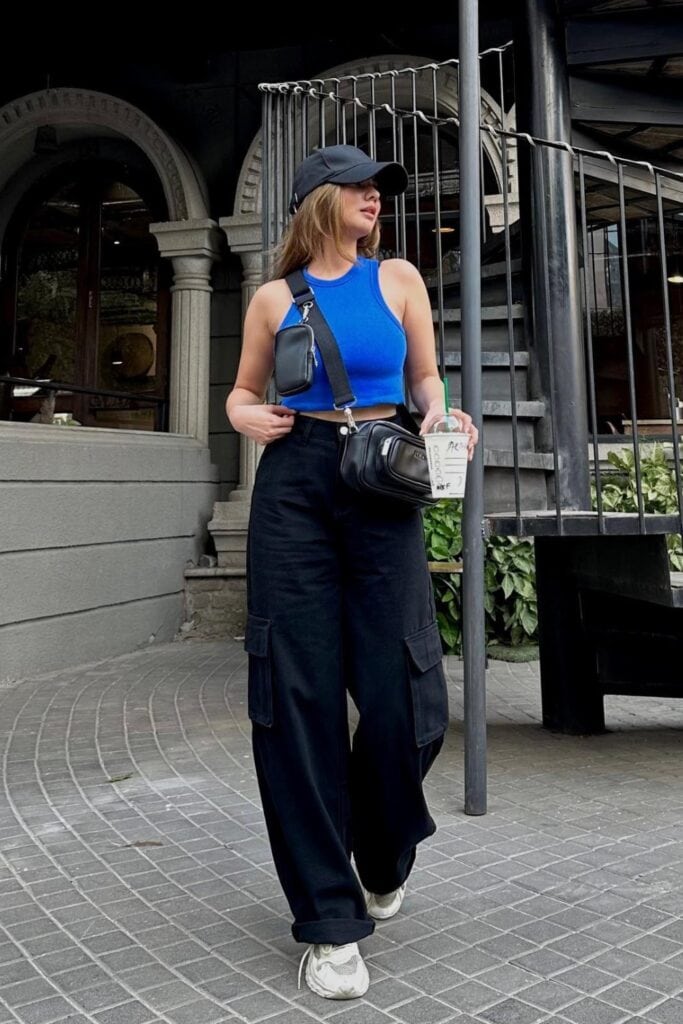 black-cargo-pants-outfit-ideas-17-683x1024-1