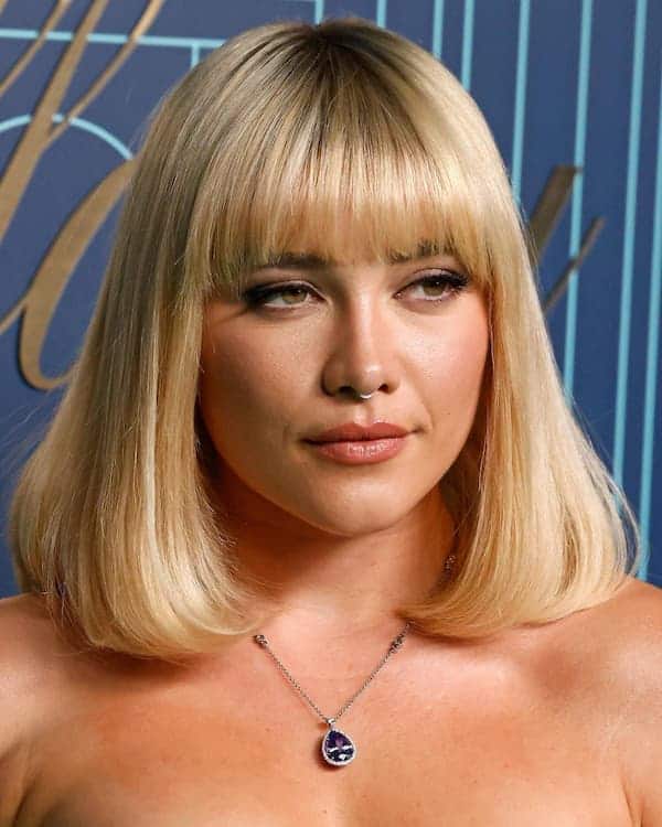 blonde-lob-haircut-with-fringe Blonde Lob Haircut with Fringe