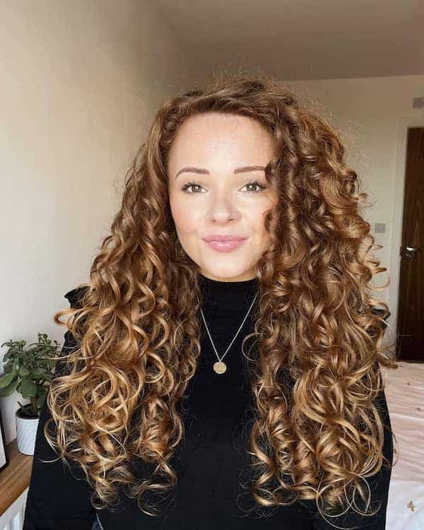 chic-wavy-bouncy-curls Chic Wavy Bouncy Curls
