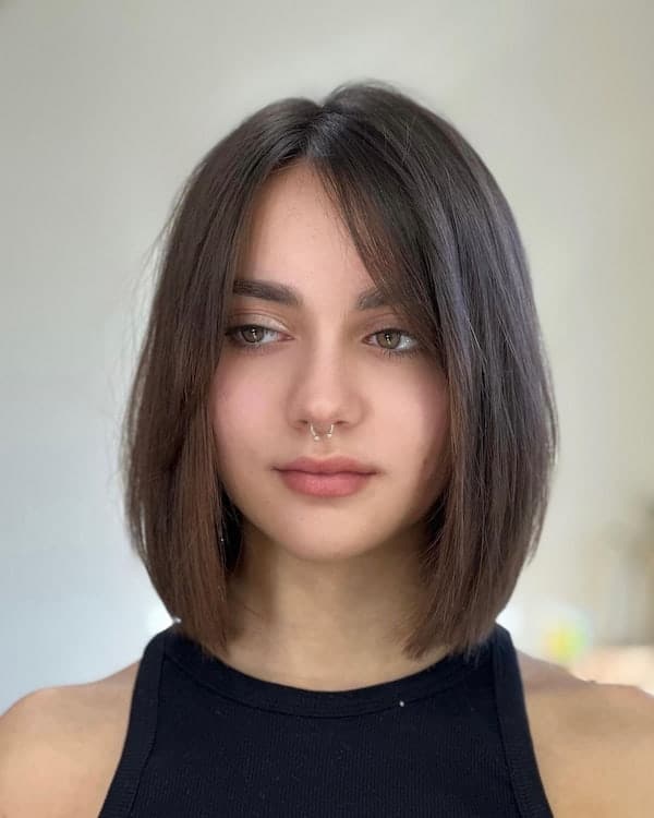 cute-brown-bob-haircut-bangs Cute Brown Bob Haircut Bangs