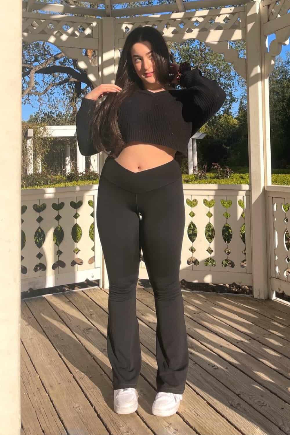Casual Cool: Cropped Sweater and Sneakers