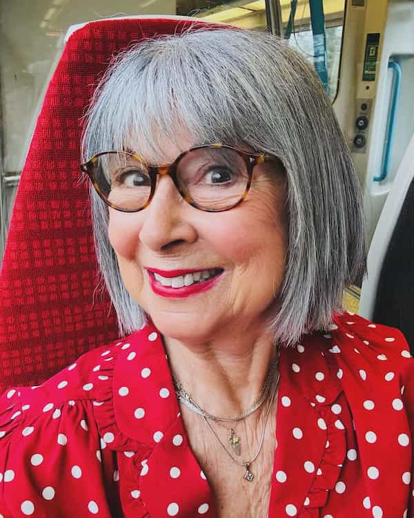 gray-bob-haircut-with-fringe