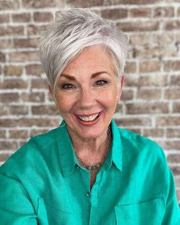 gray-layered-pixie-haircut-2 Gray Layered Pixie Haircut