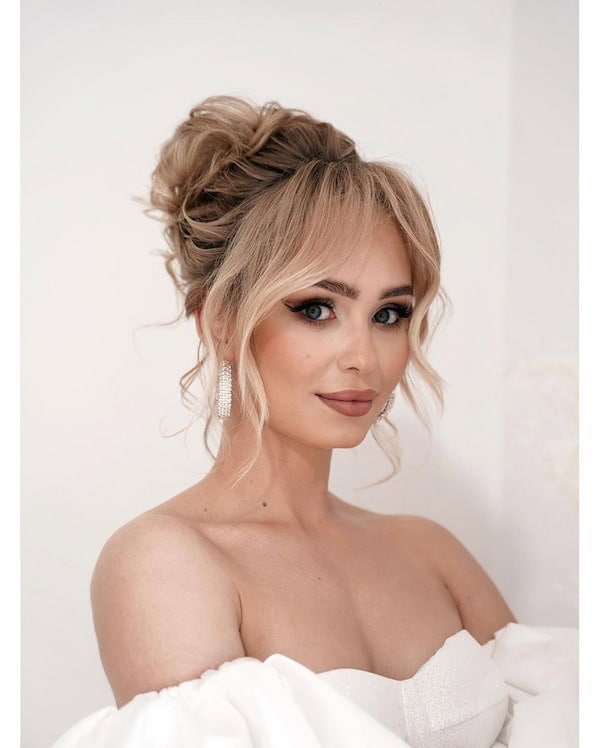 high-french-twist-bun High French Twist Bun