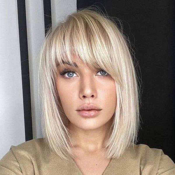 layered-bob-with-fringe