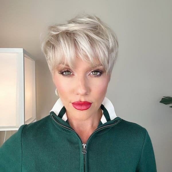 pixie-with-striking-layers-and-bangs