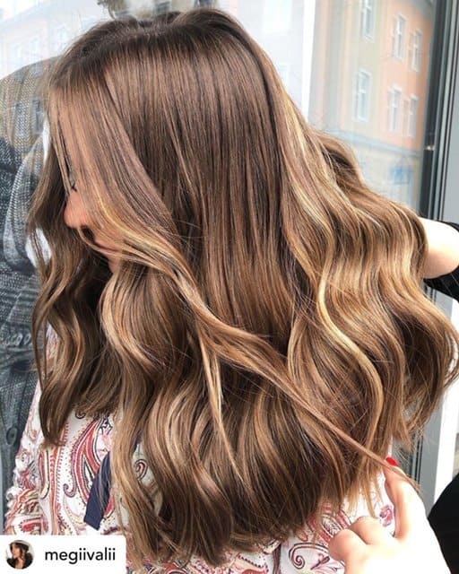 Beautiful cappuccino hair color.