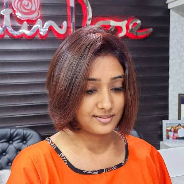 side-parted-layered-bob