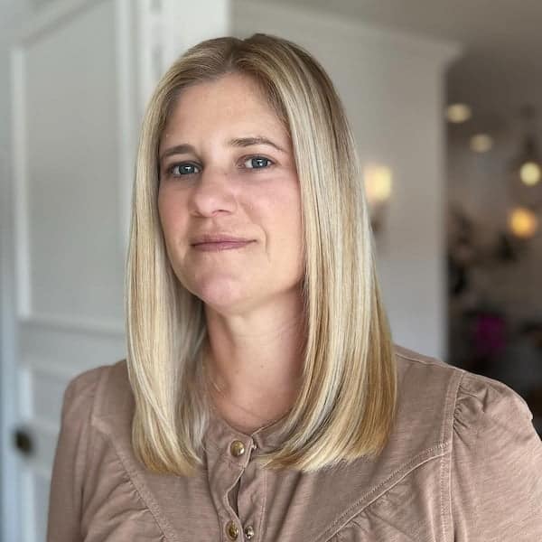 straight-blonde-bob