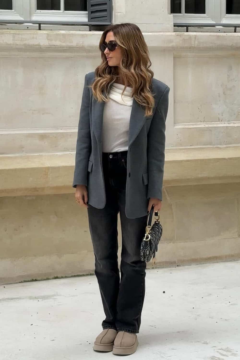 ugg-outfits-8 Blazer and Jeans with a Twist