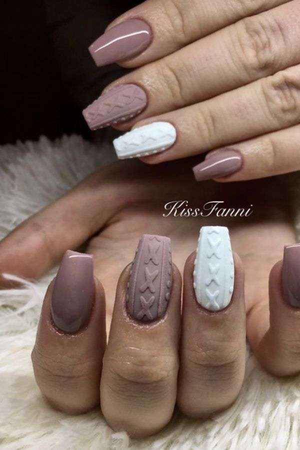 vintage-sweater-nails Vintage Sweater Nails